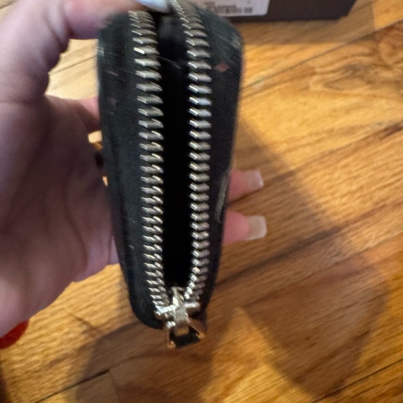 Gucci Card Wallet - Like New - Picture 7 of 8